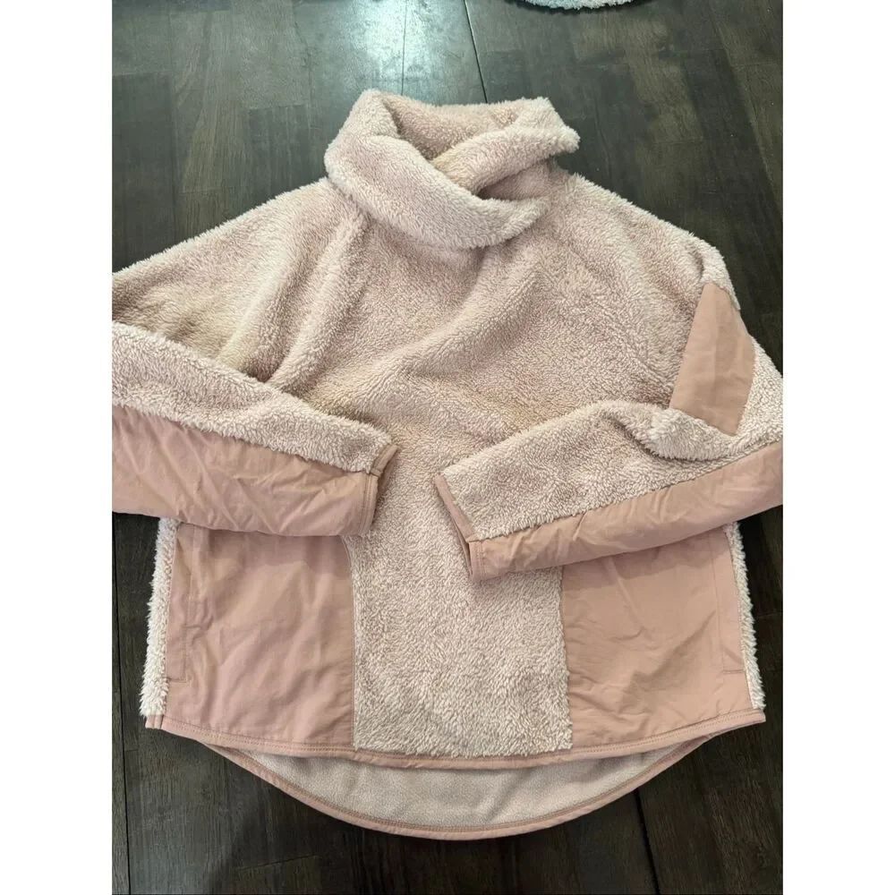 Kyodan Outdoor Plush Pullover
